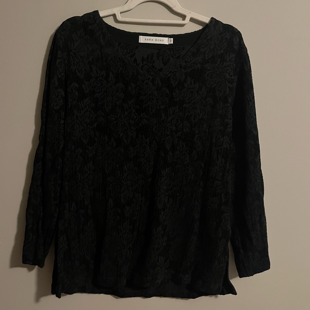Sara Bond black floral print long sleeve blouse size small
